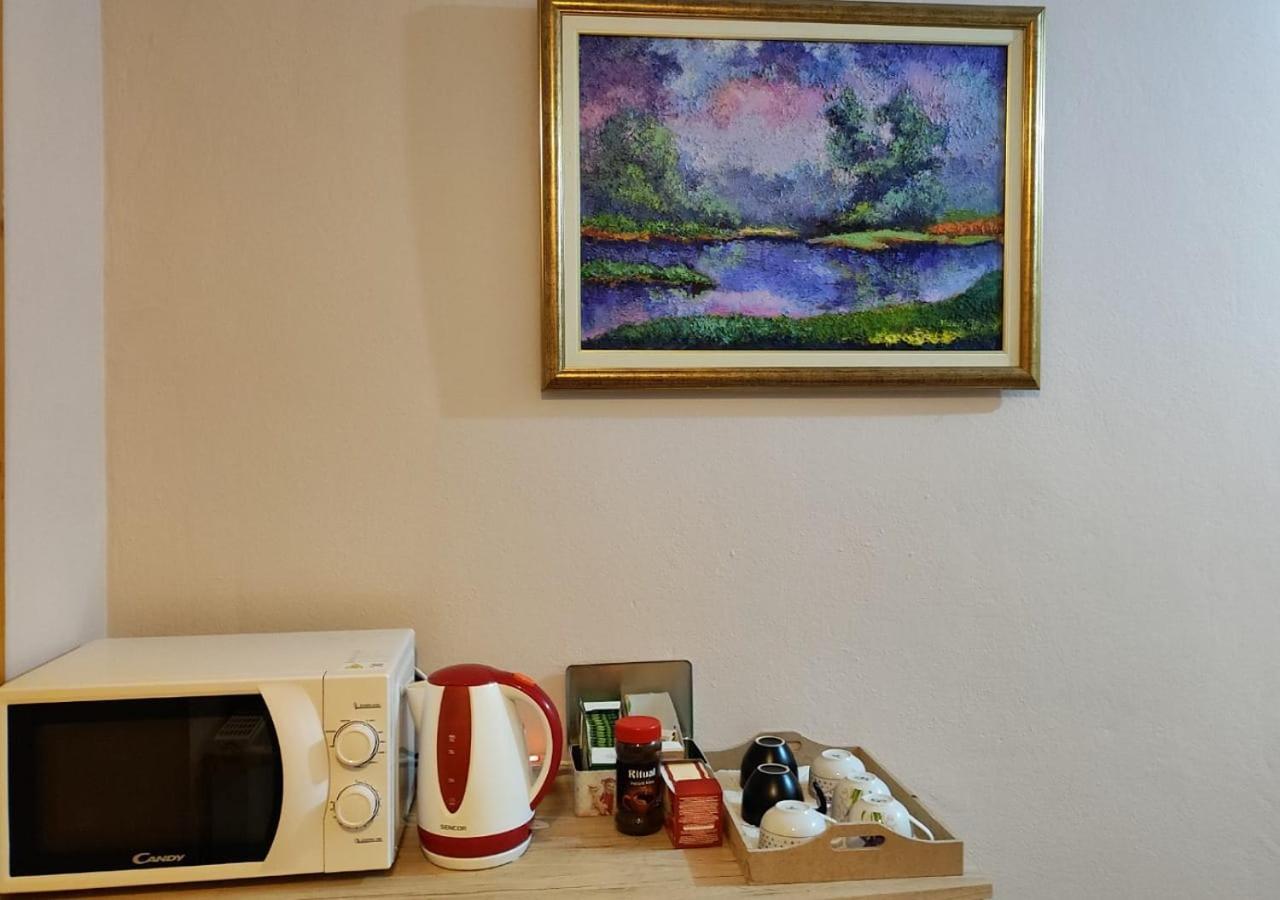 Hotel House Katja Jezerce Habitación foto